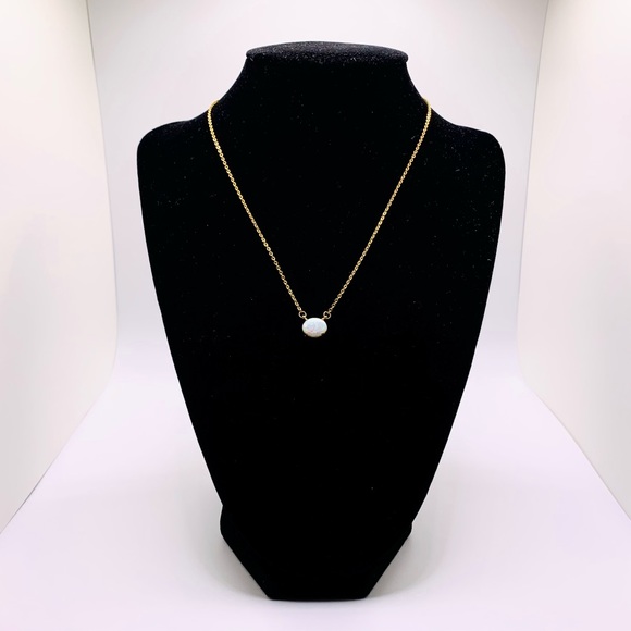 🎉Host Pick🎉 18k gold white fire opal necklace - Picture 4 of 9